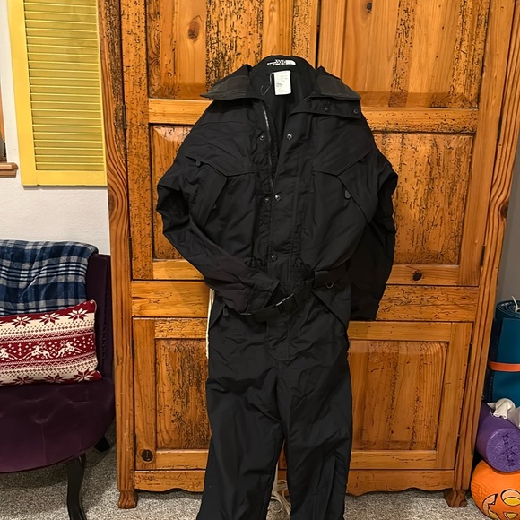 Men’s North Face retro onesie shell ski suit! - Picture 1 of 2